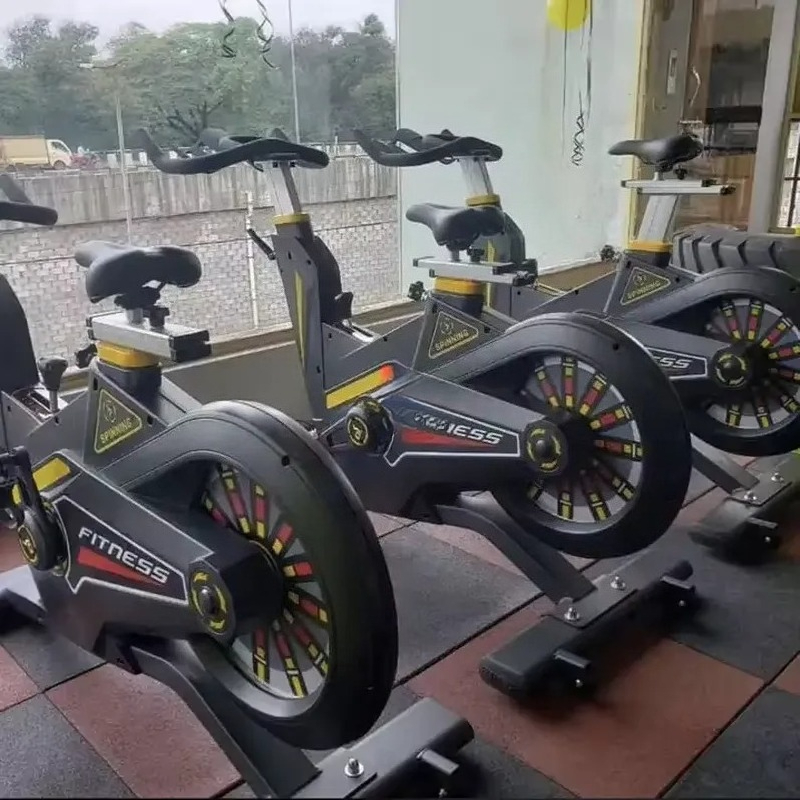 Cyclette Commerciale per Spinn - Fitness Home Gym Equipment recensione e prezzo