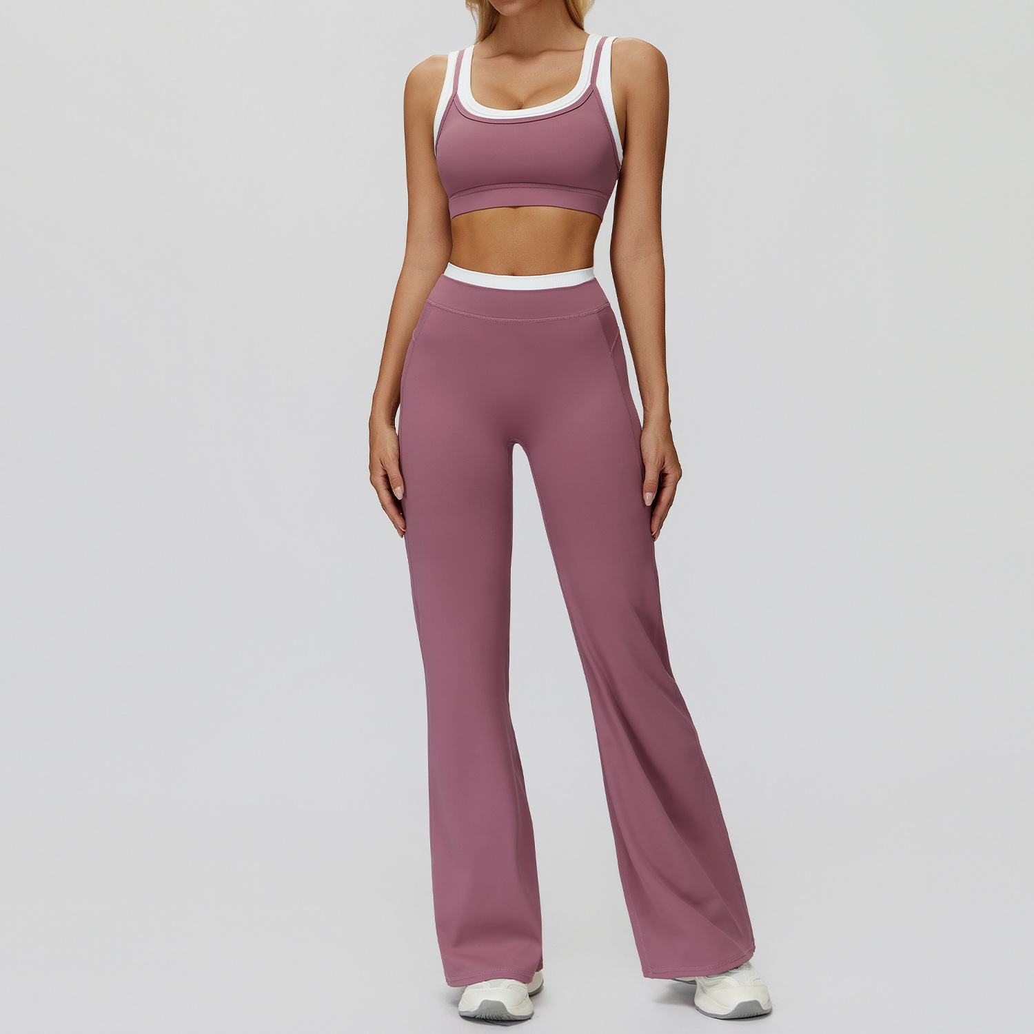 Completo Sportivo da Donna 2 P - Home Gym With Leg Press recensione e prezzo