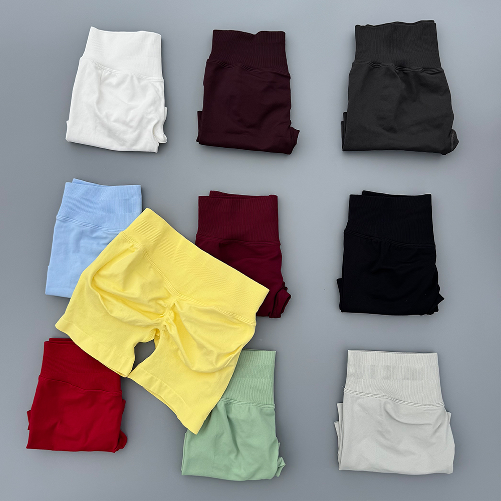 SWEAT UNDFYNE Pantaloncini Yog - Home Gym With Leg Press recensione e prezzo